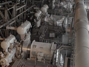 Антипинский НПЗ смонтировал компрессорный комплекс установки по производству автомобильных бензинов