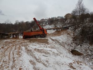 «Квадра» направила 1,6 млн рублей на реконструкцию опор теплосети в русле реки Рачевка