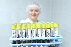 Доноры Омского НПЗ сдали для сибиряков более 57 литров крови