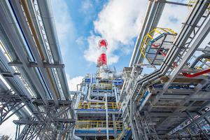 «Газпром нефтехим Салават» увеличил переработку углеводородного сырья