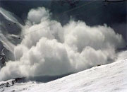 На Камчатке обстреливают лавиноопасные склоны Вилючинского вулкана