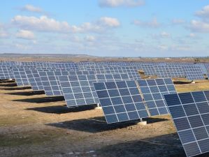 Ирландская компания готова инвестировать 225 млн евро в строительство солнечной электростанции в Днепропетровской области