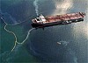 Нефтяной танкер корпорации Exxon Mobil дал течь перед погрузкой нефти