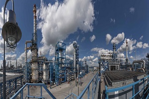 Омский НПЗ на 11% увеличил выпуск высокооктановых бензинов в 1 квартале