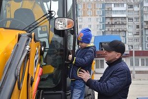 Мини-парад спецтехники от СГК  в Новокузнецке