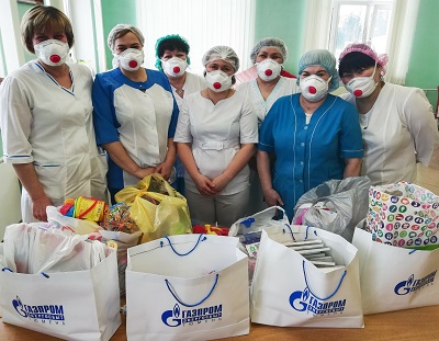 Волонтеры «Газпром энергосбыт Тюмень» передали «Белую ромашку» пациентам Сургутского противотуберкулезного диспансера