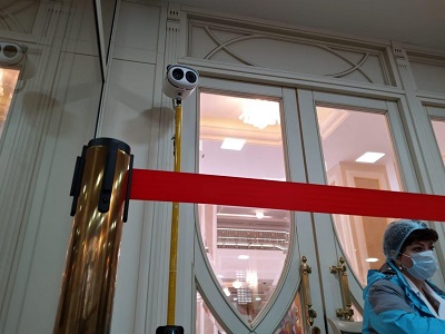 На входе в Совет Федерации РФ тестируют тепловизоры, определяющие температуру за 1 секунду