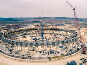 На Курской АЭС-2 бетонируют оболочку самой высокой в России градирни