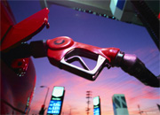Глава Хакасии поручил проверить обоснованность повышения цен на бензин в республике