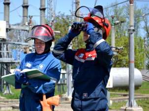 «Адыгейские электрические сети» отремонтировали  энергооборудование на ПС «Черемушки» в Майкопе