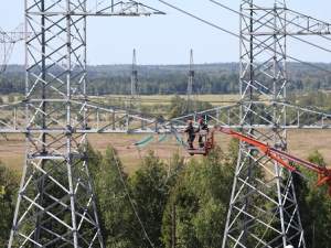 «ФСК ЕЭС» смонтировала волоконно-оптические линии связи на трех ЛЭП в Курской и Орловской областях