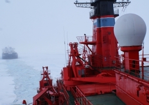 Атомный ледокол «Ямал» обеспечил проводку танкера-газовоза «Кристоф де Маржери» по акватории Севморпути