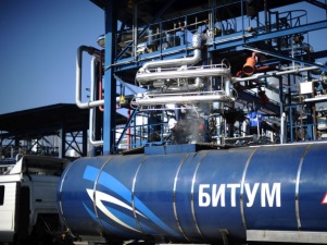 «Газпром нефть» за полгода удвоила продажи полимерных битумных материалов