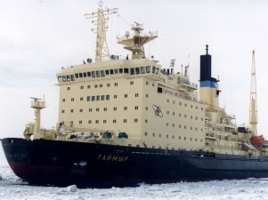 Атомный ледокол «Таймыр» обеспечил проводку в порт Сабетта каравана судов с грузом для строительства завода «Ямал СПГ»