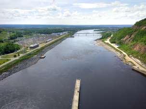 Зейская ГЭС снижает пропуск воды через гидроагрегаты