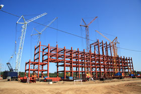 На главном корпусе строящейся Уфимской ТЭЦ-5 смонтированы первая 1000 тонн металлоконструкций