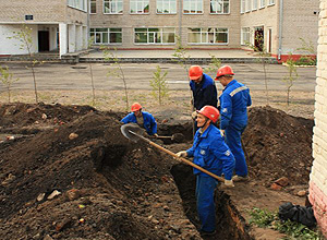 «Псковэнерго» реконструирует ЛЭП для школы