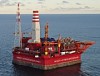 В мире нет технологий, позволяющих эффективно убирать нефть после разлива в арктических условиях