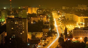 Москва становится светлым городом, а Екатеринбург - темным