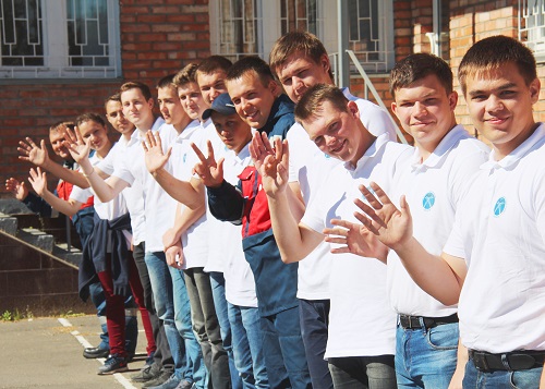 Письмо в будущее написали 20 бойцов стройотряда «Вологдаэнерго»