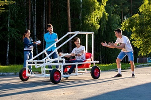 Группа ЧТПЗ организовала профориентационную летнюю смену для 500 талантливых детей со всей России