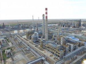 Атырауский НПЗ снизит мощность на 50-70%