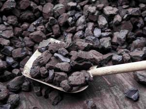 Кузбасские угледобывающие компании выделяют бесплатный уголь нуждающимся семьям