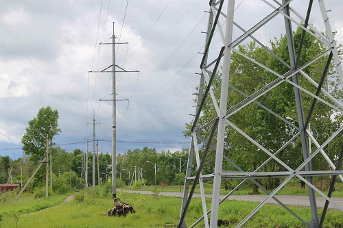 Амурские электрические сети переведут одноцепную ЛЭП в центре Белогорска в двухцепную