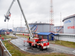 «Транснефть – Балтика» потушила условный пожар на нефтебазе «Усть-Луга»