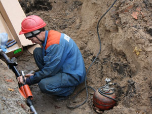 Строители в очередной раз повредили кабельные линии в Екатеринбурге