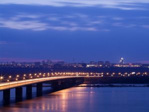 Реверсивная тепломагистраль в теле Октябрьского моста связывает правый и левый берег Красноярска