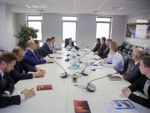 «Газпромнефть-Хантос» планирует использовать разработки промышленных предприятий Сибири
