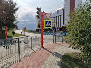 В Кузбассе устанавливают новые светофоры по нацпроекту «Безопасные и качественные автомобильные дороги»