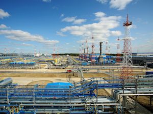 «Газпром добыча Ноябрьск» доставил метанол на добывающие объекты в Якутии и на Камчатке