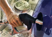 Оптовые цены на бензин в РФ в октябре снизились на 2,5%