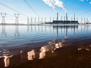 «ФСК ЕЭС» реконструирует ЛЭП, обеспечивающей выдачу мощности крупнейшей в России теплоэлектростанции