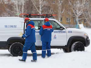 Новосибирские «РЭС» готовы к возможной перегрузке электросетей в Дзержинском районе из-за коммунальной аварии