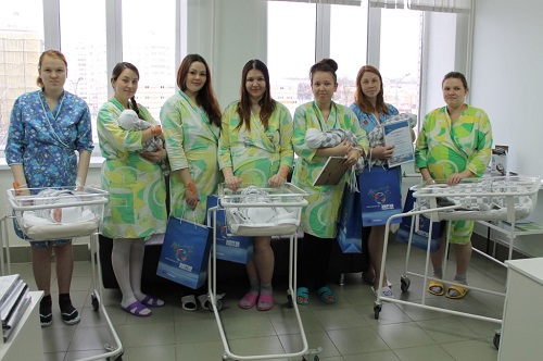 В свой день рождения Русгидро дарит оборудование для медцентра новорожденным