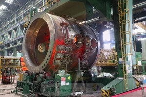 Атоммаш приступил к сварке полукорпуса реактора для Курской АЭС-2