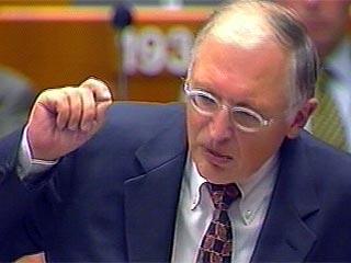 Еврокомиссар Верхойген вступился за Балтийский газопровод