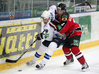 Худшая команда КХЛ пропустила десять шайб