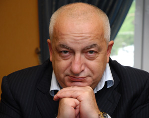 Главный инженер МРСК Центра и Приволжья Сергей Андрус отмечает День рожденья