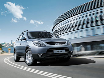 В России Hyundai ix55 получил навигацию и камеру заднего вида