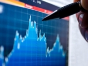 Рост цен на нефть улучшает настроение инвесторов в РФ