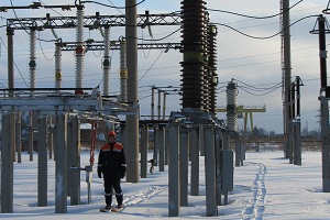 На ПС 220 кВ «Ульяновская» в Омске утановлены две новые ячейки для подключения дополнительных ЛЭП