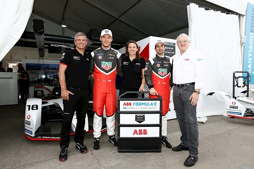 Компания ABB и автопроизводитель Porsche объявляют о партнерстве для совместного продвижения электротранспорта и зарядных устройств