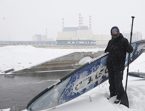 Уральские сёрферы впервые в мире сплавились по водоотводящему каналу Белоярской АЭС