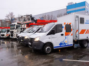 В распоряжение «Ленсвета» поступила новая спецтехника различного типа