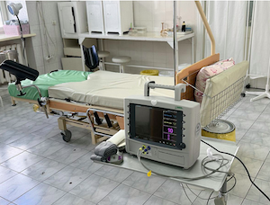 Гидроэнергетики подарили роддому Владикавказа современное диагностическое оборудование