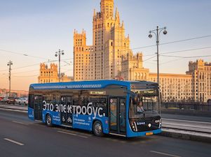 От омнибуса до электробуса: как развивался общественный транспорт в России